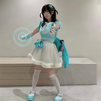 hatsune-miku-short-sleeve-crop-sweater-and-striped-arm-warmer-set-matched-with-white-short-pants-and-Hatsune-Miku-backpack