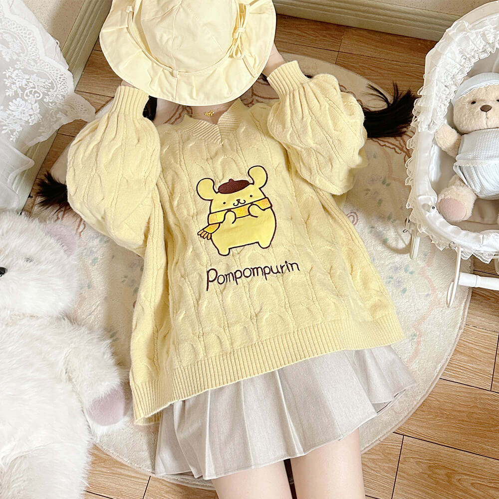 A-cute-girl-lying-and-wearing-yellow-pompompurin-sweater