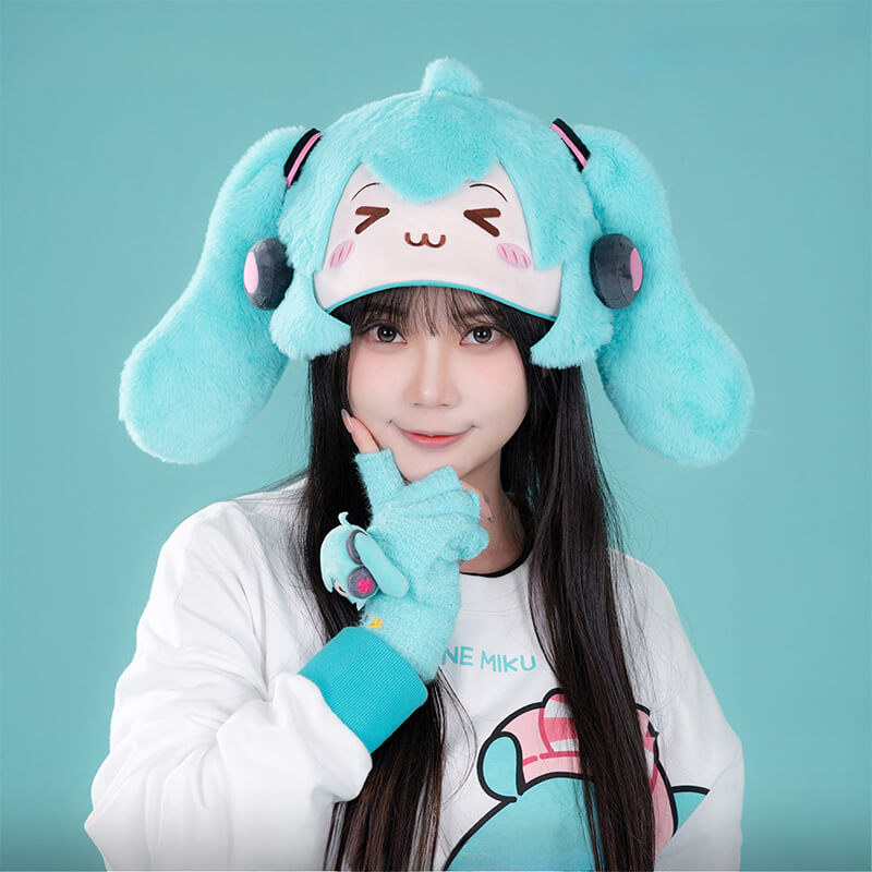 A-girl-Wearing-Hatsune-Miku-Plush-Hat
