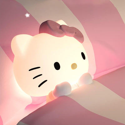 Brighten-Up-Your-Kawii-Room-With-This-Cute-Hello-Kitty-Light