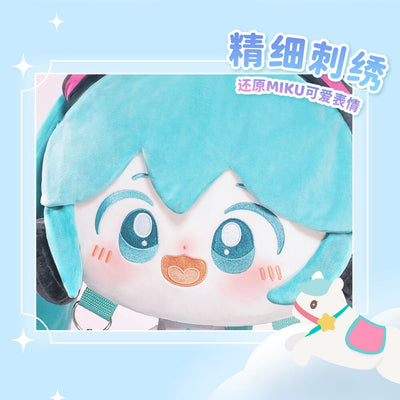 Exquisite-Embroidery-of-Cute-Miku-Facial-Expressions
