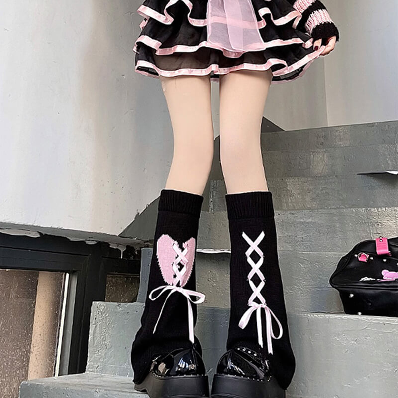 Harajuku-Fashion-Broken-Heart-Lace-Up-Knitted-Flare-Leg-Warmers-In-Black-Pink