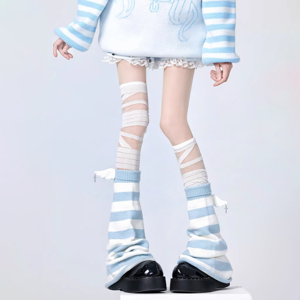 Harajuku-White-Blue-Striped-Angel-Wings-Knitted-Flared-LegWarmers