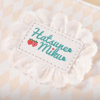 Hatsune-Miku-Letters-Embroidery