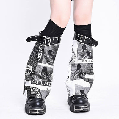 Retro Pictorial Print Buckled Leg Warmers