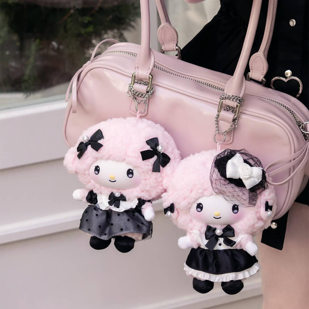 My-Sweet-Piano-In-Jirai-Kei-Sisters-Outfit-Plush-Doll-Hanging-On-Pink-Handbag