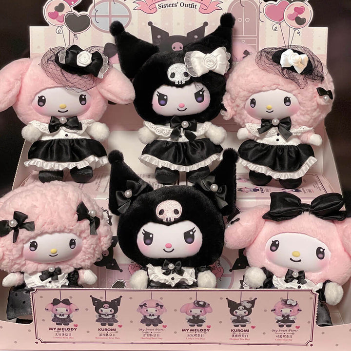 Sanrio Sisters' Outfit Vinyl Plush Charm Blind Box – KawaiiEnvy