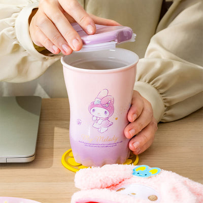 The 9cm mug opening lets you easily clean and replenish your mug