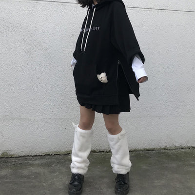 Y2K-fashion-ootd-completed-with-little-wings-solid-white-fluffy-leg-warmers