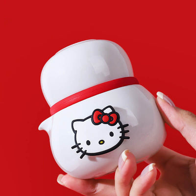 cute-and-cozy-hello-kitty-ceramic-tea-cup-set