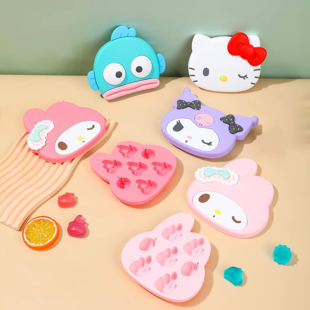 die-cut-sanrio-character-face-silicone-ice-cube-trays-with-lids-hello-kitty-my-melody-kuromi-hangyodon