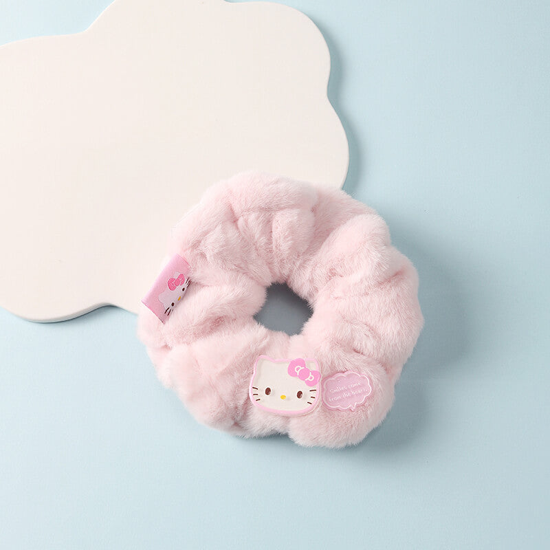 hello-kitty-decor-pink-fluffy-scrunchie