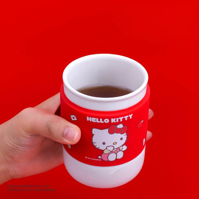 Double-Wall Insulated Hello Kitty Tea Cup with Silicone Sleeve