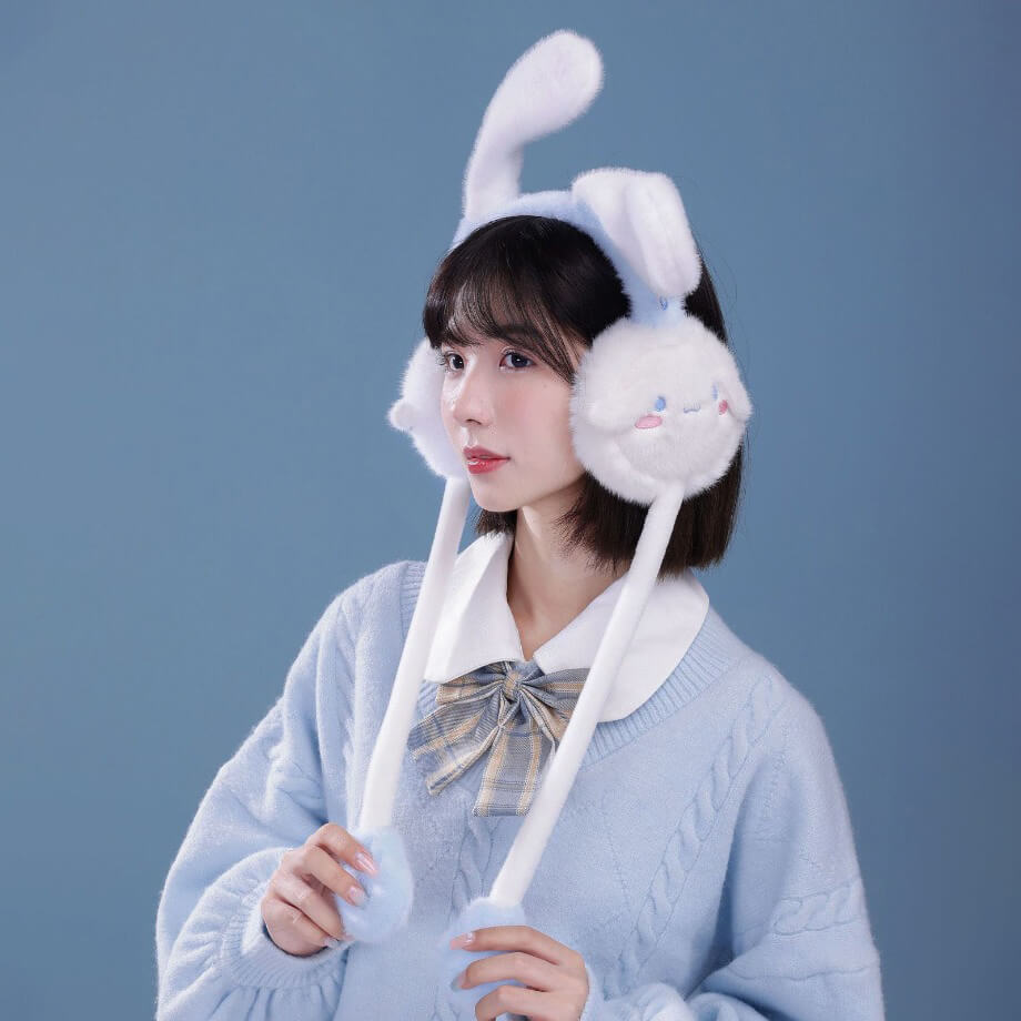 squeeze-the-airbag-to-make-the-cinnamoroll-ears-dance