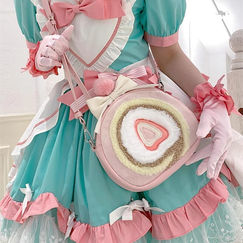 sweet-and-cute-outfit-with-strawberry-cake-bag