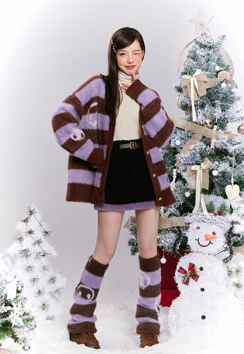 Japanese-style-kuromi-black-and-brown-sweater-cardigan-and-sherpa-mini-skirt-outfit