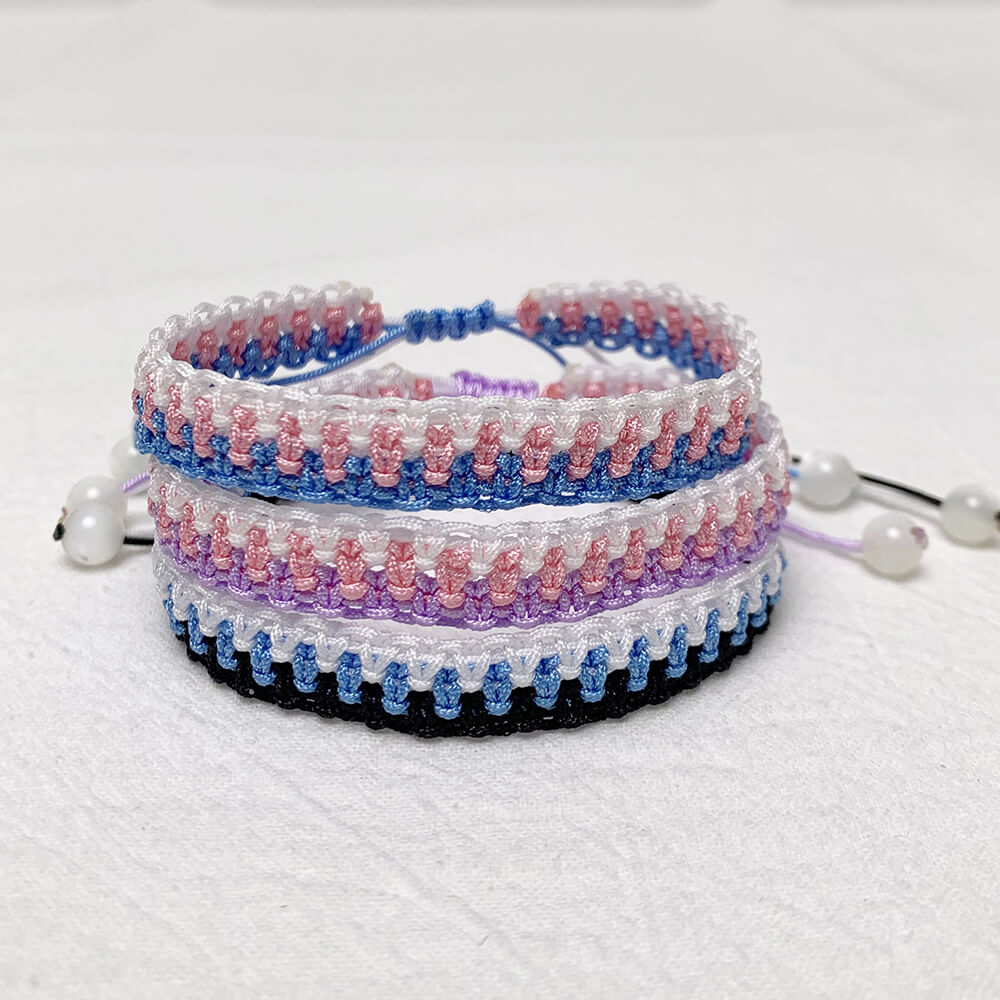 Multicolor-Adjustable-Cord-Friendship-Bracelet-With-Natural-Pearl-Closure-Beads