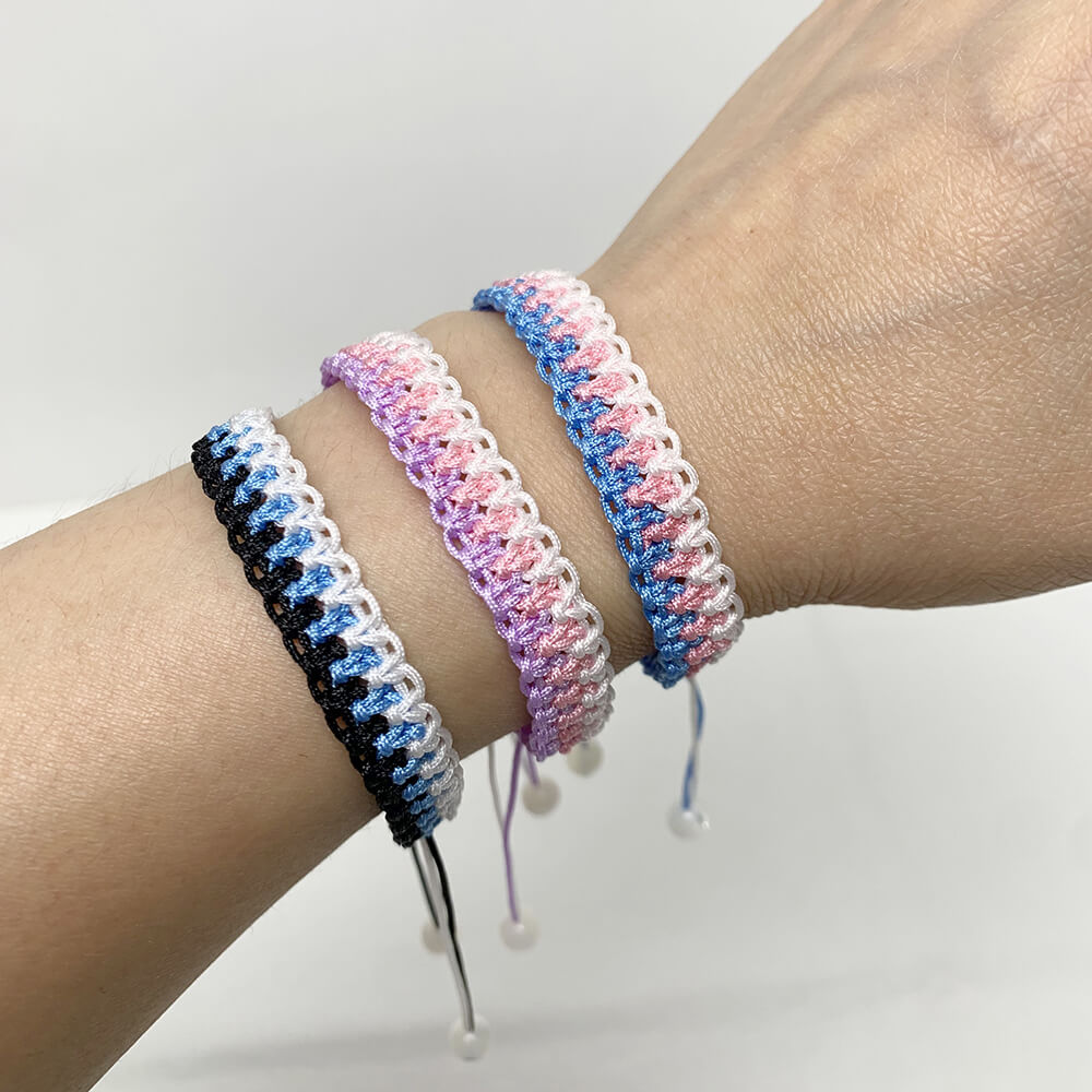 Multicolor-Adjustable-Cord-Friendship-Bracelets-wear-on-hand