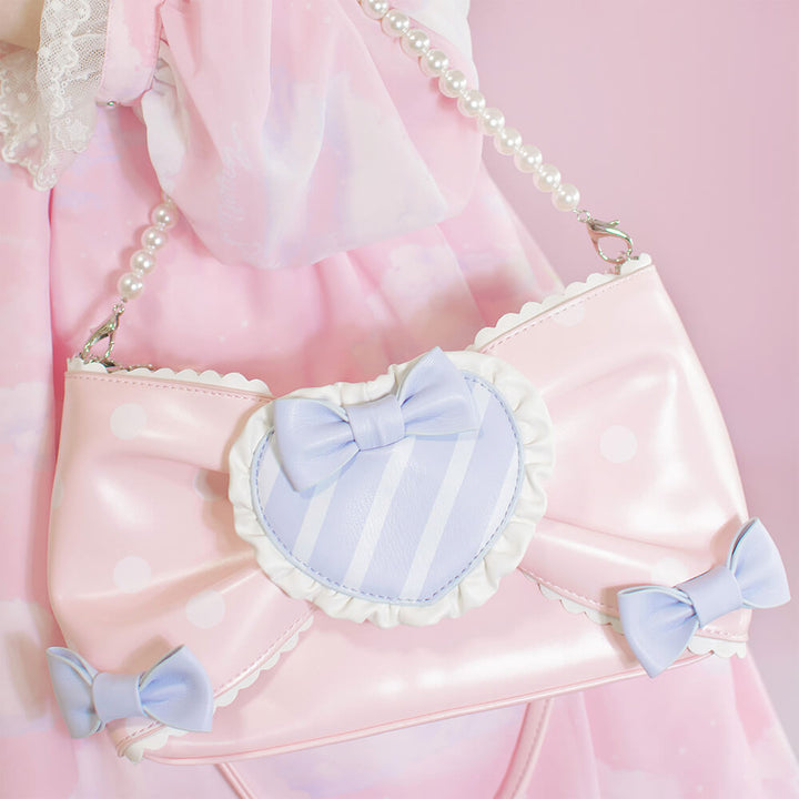 くすみブルーが可愛い 物が出しやすい\tLouisVuitton Dianeバック Louis Vuitton Diane Bag - Shop on Pinterest