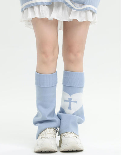 cute-y2k-cross-heart-graphic-leg-warmers-in-blue