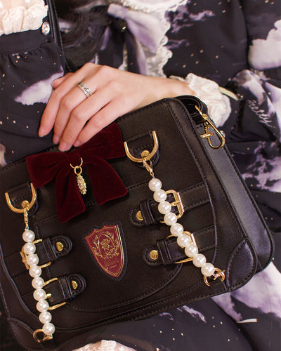 elegant-velvet-bow-pearl-chain-lolita-bag-black-details