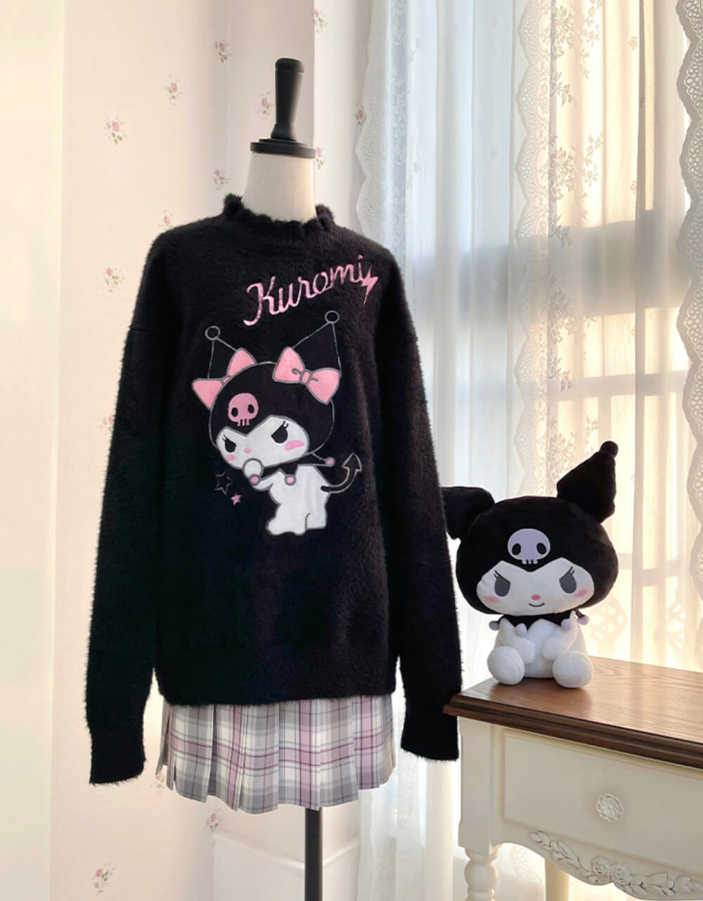 embroidery-kuromi-frilled-neckline-pullover