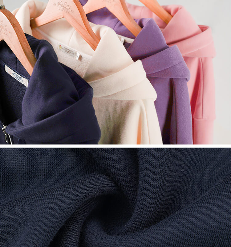 fabric-detail-and-hood-detail-display-of-the-sanrio-characters-zip-up-hooded-sweatshirt