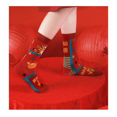 fortune-tiger-socks-model-show