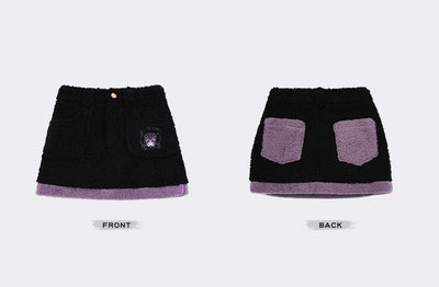 front-and-back-side-display-of-the-kuromi-sherpa-mini-skirt