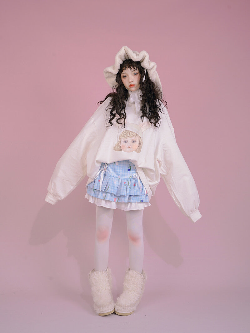girl-doll-print-white-long-sleeve-loose-sweatshirt-model-display