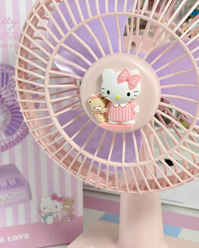hello_kitty_pink_fan_details