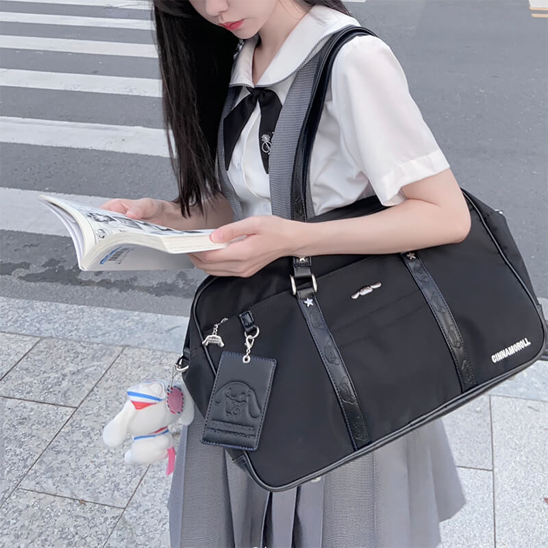 japanese-high-street-fashion-jk-outfit-styled-by-cinnamoroll-embossed-black-shoulder-bag