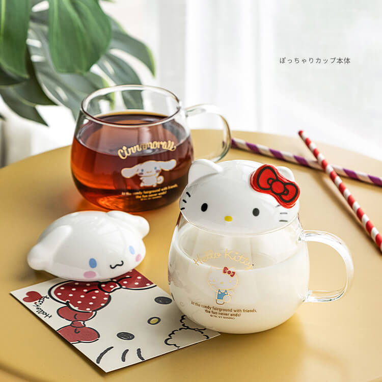https://kawaiienvy.com/cdn/shop/products/kawaii-cute-high-borosilicate-glass-cups-sanrio-cinnamoroll-and-hello-kitty_1400x.jpg?v=1674476338
