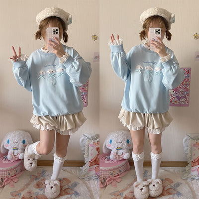 kawaii-girl-outfit-styled-by-the-blue-cinnamoroll-lace-sweatshirt