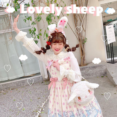 lovely-sheep-plush-handbag-wear-on-a-lolita-girl