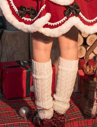 pom-pom-knit-leg-warmer-white-back