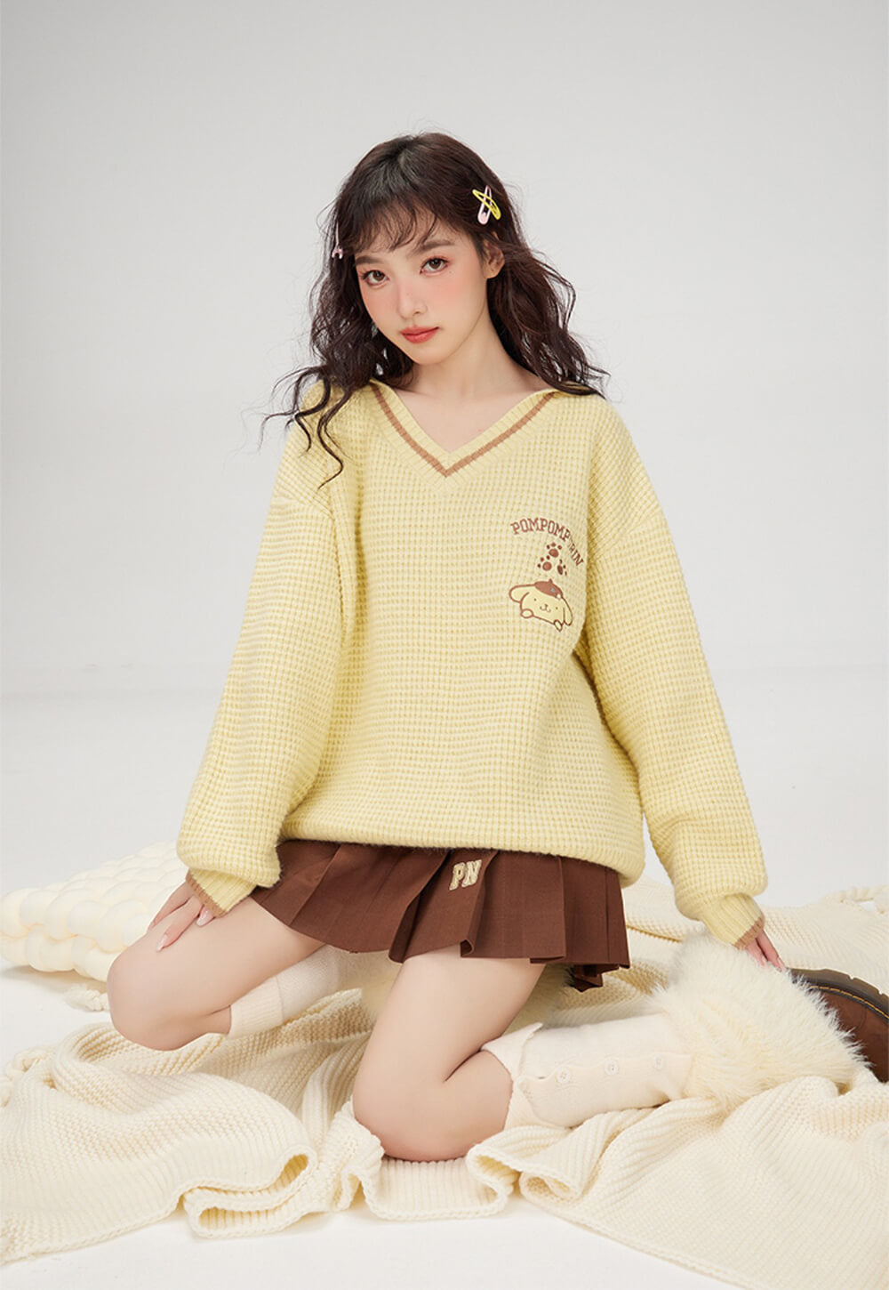 pompompurin-jk-outfit-with-sailor-collar-loose-knit-cricket-sweater-yellow