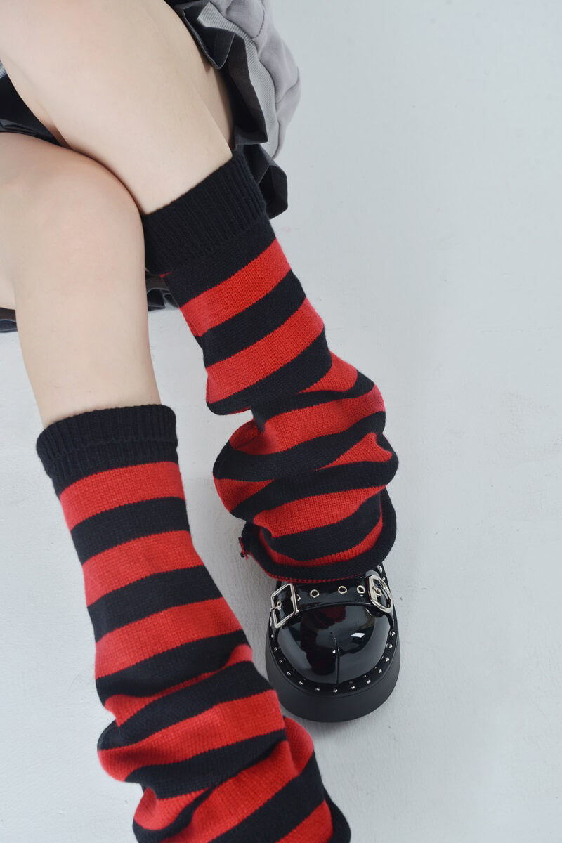 punk-flared-striped-knitted-leg-warmer-socks-in-black-red