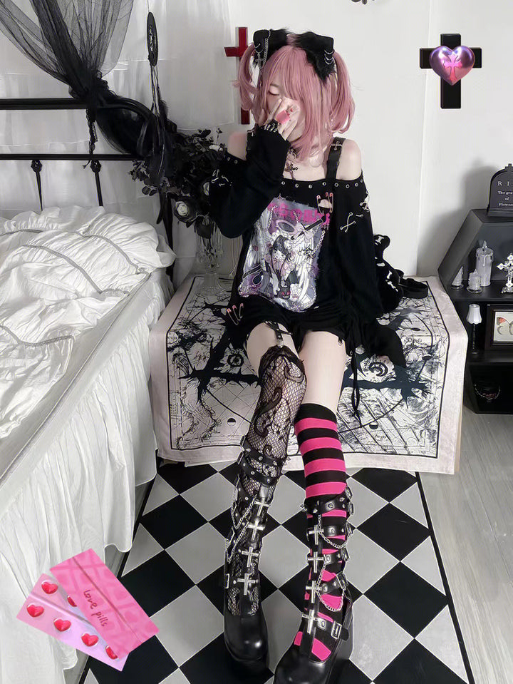 punk-look-sitting-in-the-room-