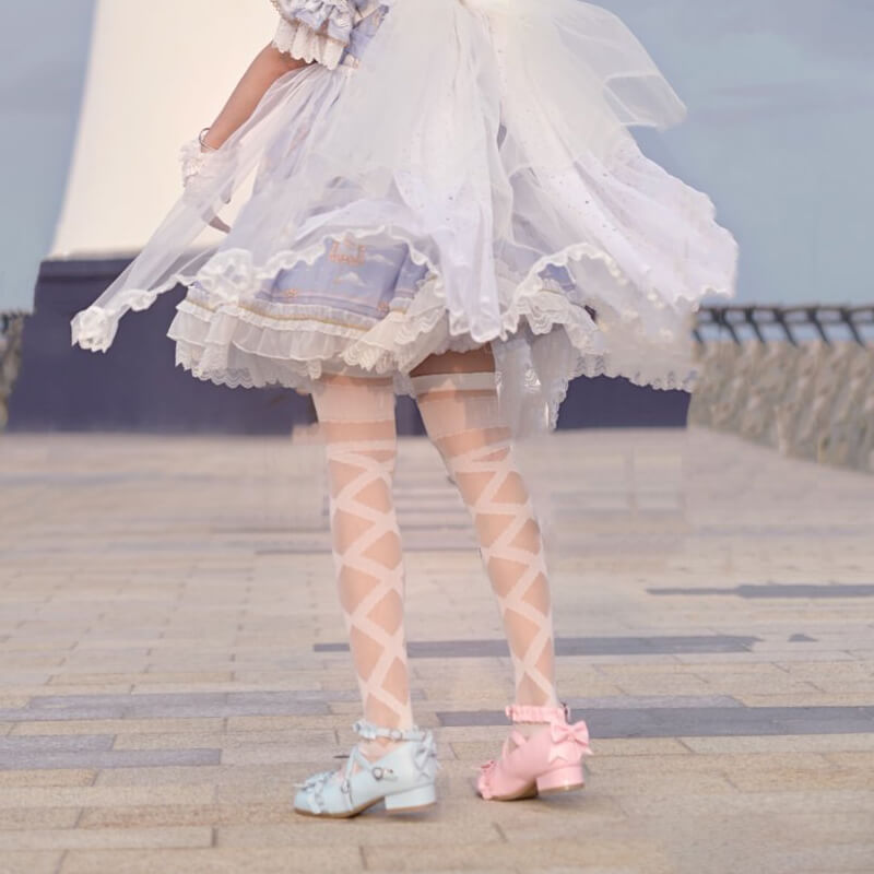 ribbon-doll-thigh-high-socks-white-back-display