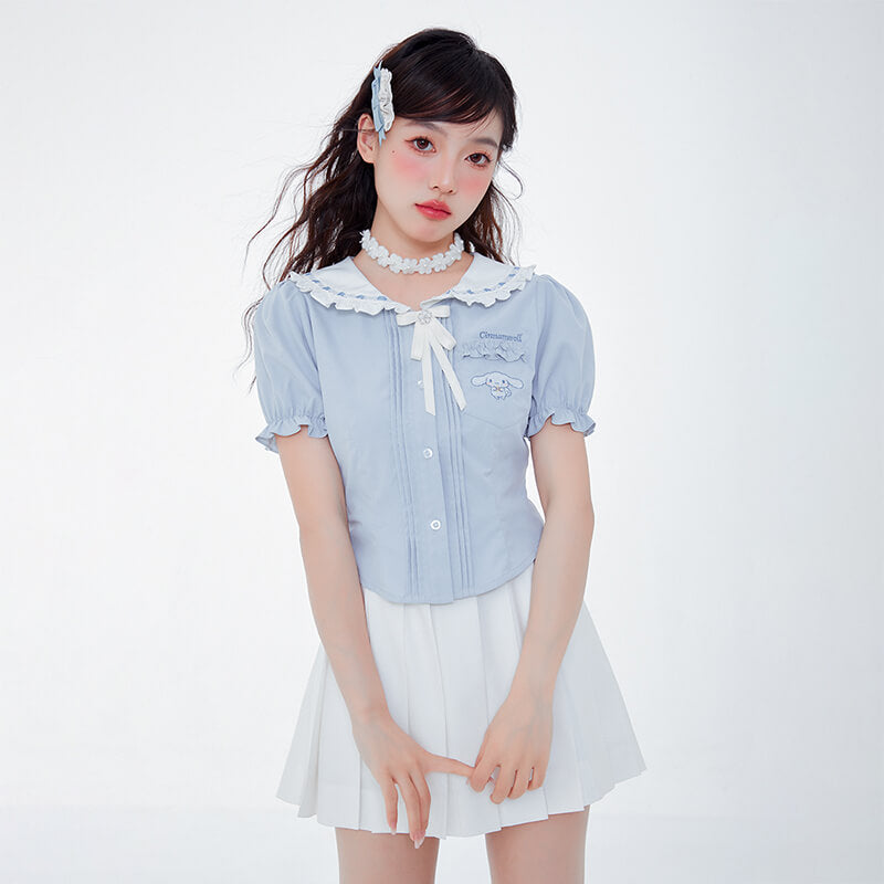 sweet-girl-wearing-cinnamoroll-peter-pan-collar-puff-sleeve-blouse-and-white-pleated-skirt